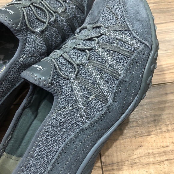 Sketchers Memory Foam Cooled Slip on Shoes - Picture 8 of 10